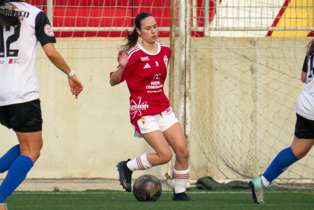 El Real Murcia Femenino vence al Mislata en un partido trepidante (6-3)