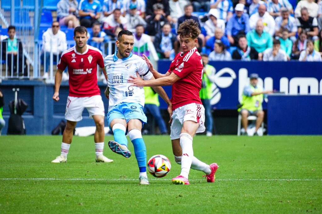 El Real Murcia suma un punto en La Rosaleda ante el Málaga (0-0)