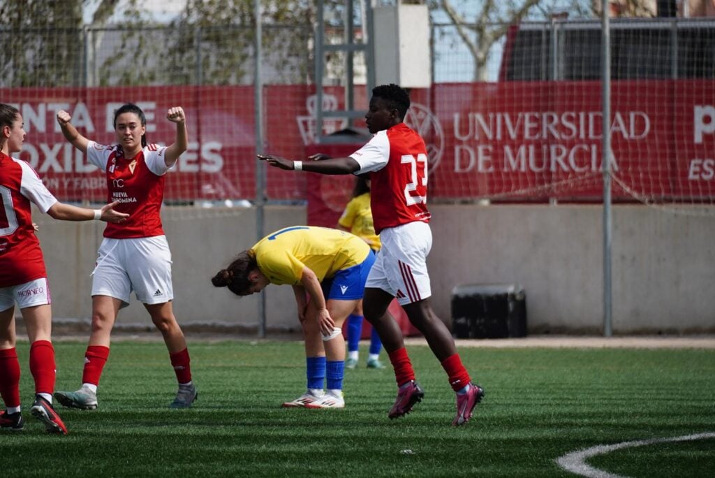El Real Murcia Femenino remonta para vencer al Atlético Ben-Namiel (3-1)