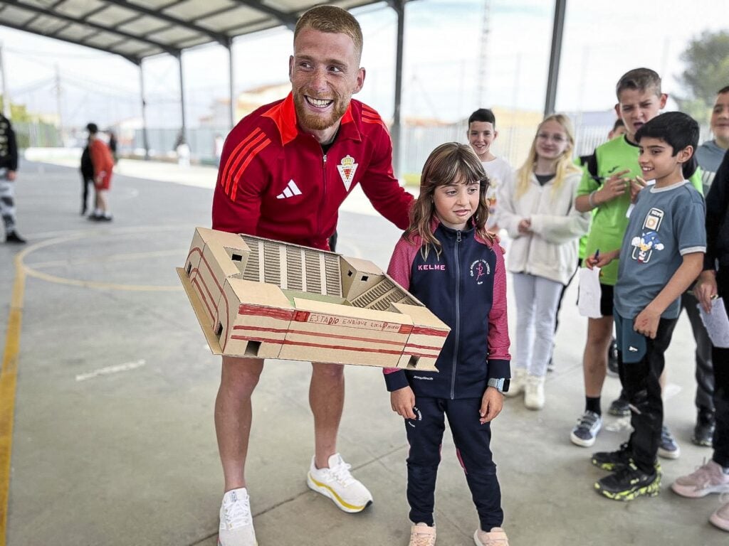 David Vicente visita el CEIP Joaquín Cantero de Las Torres de Cotillas en Real Murcia Al Cole