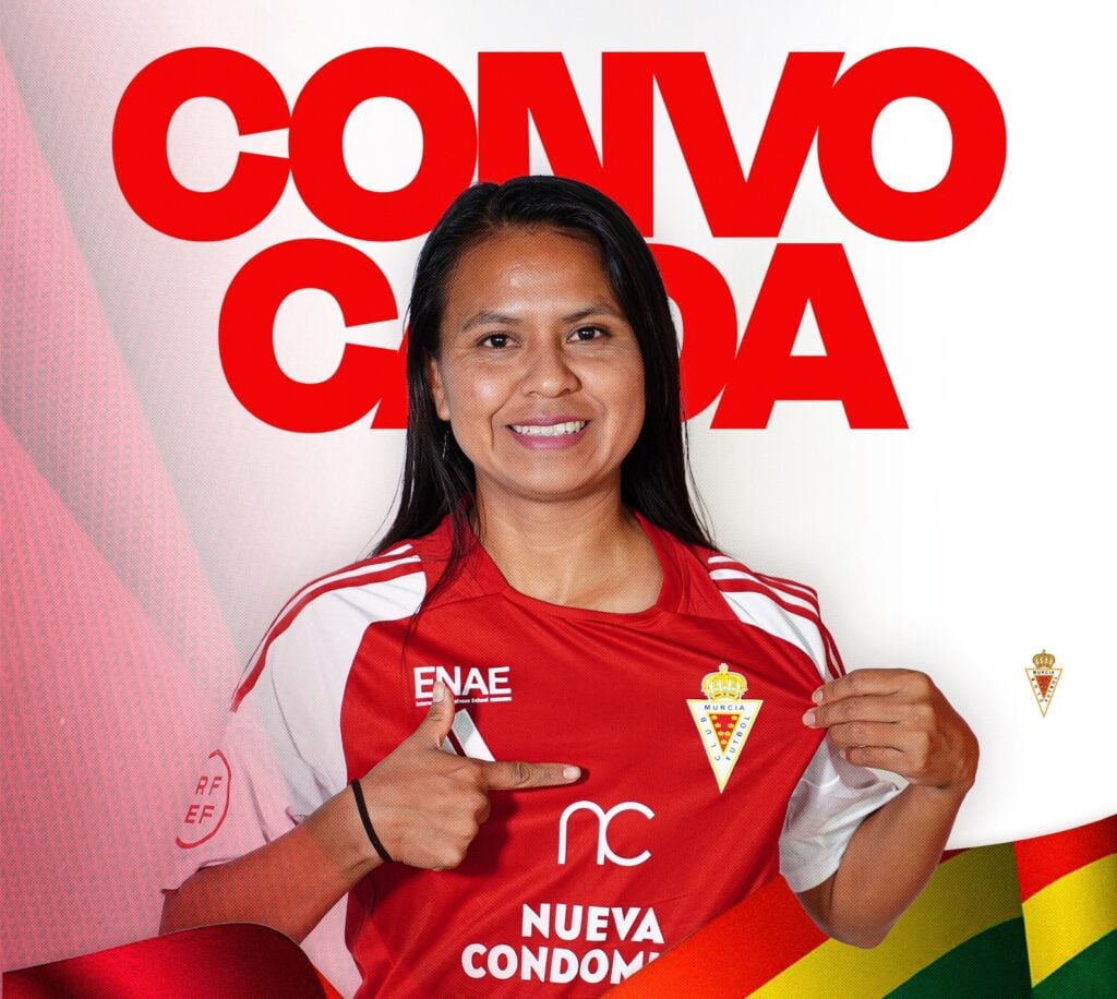 Ángela Cárdenas, convocada con la selección absoluta de Bolivia