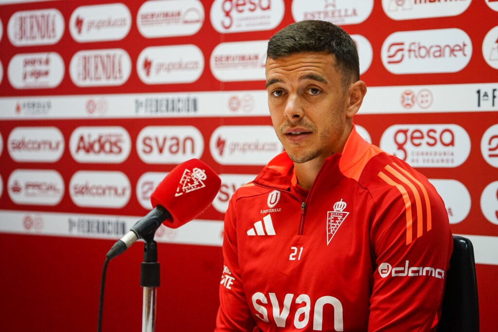 Kike Cadete: «Lo más importante es competir los partidos y a estas alturas ganarlos»