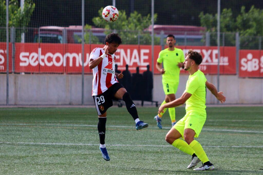 El Imperial cierra la temporada con una victoria ante el FC Cartagena B en el derbi de filiales (2-0)