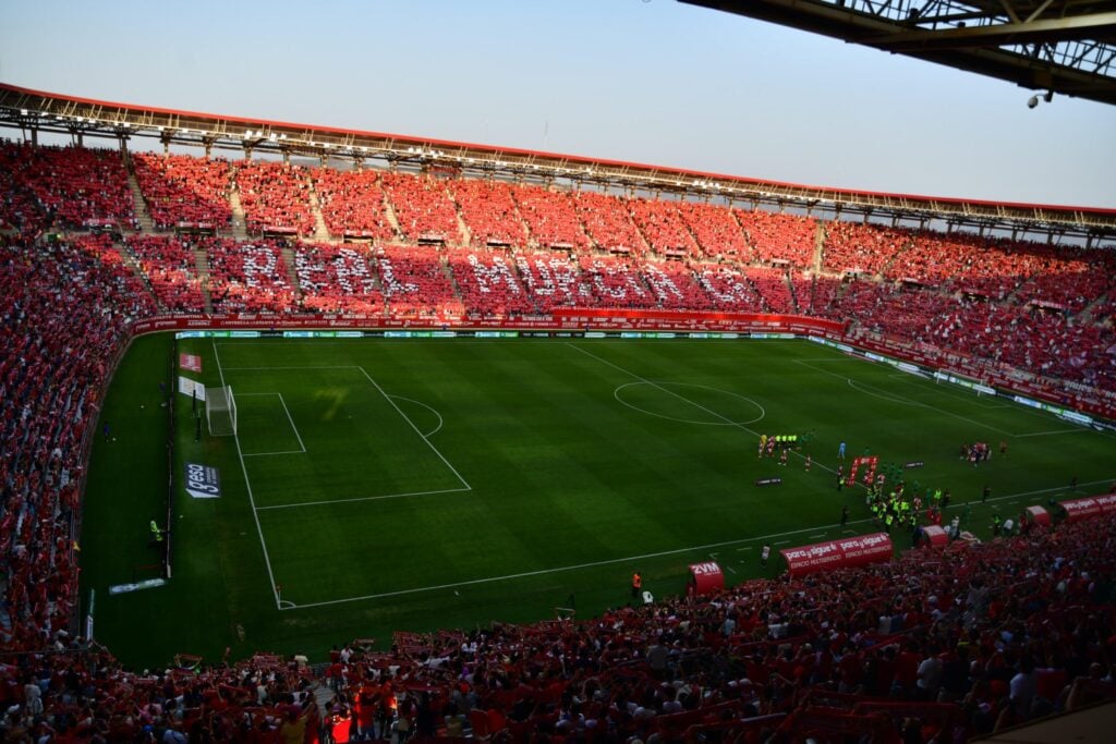 El Real Murcia logra la mejor entrada de su historia con 31.003 espectadores