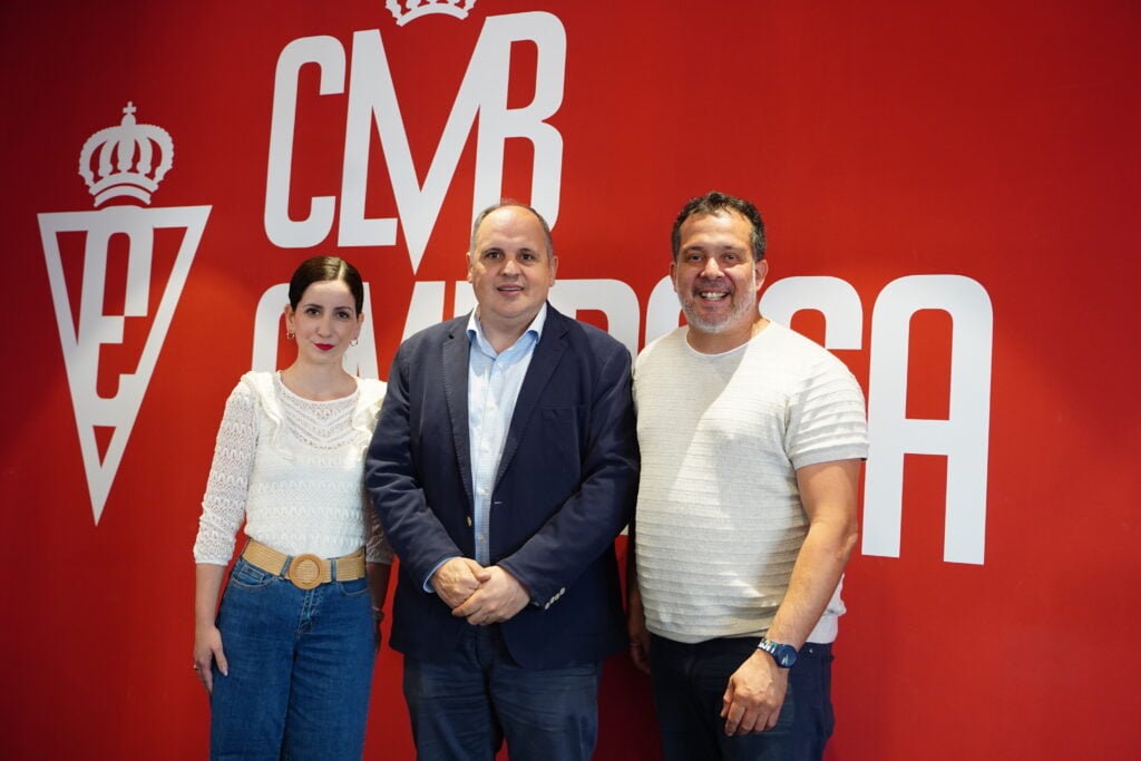Restaurante OXOX 131, nuevo miembro del Club Empresa del Real Murcia