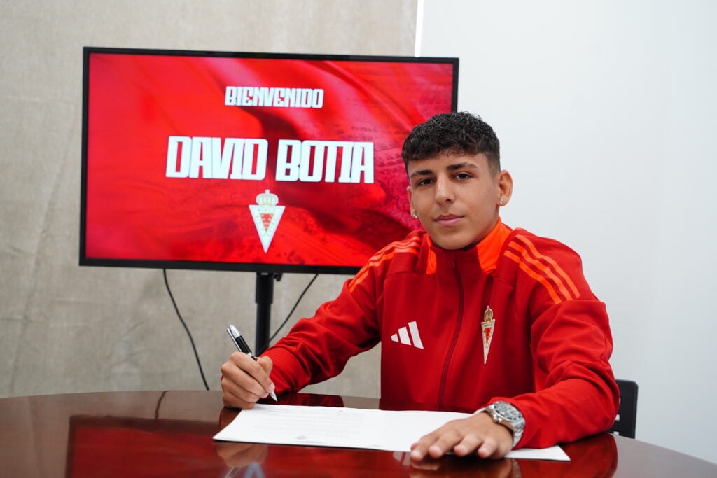 David Botía se incorpora a la estructura de juveniles del Real Murcia