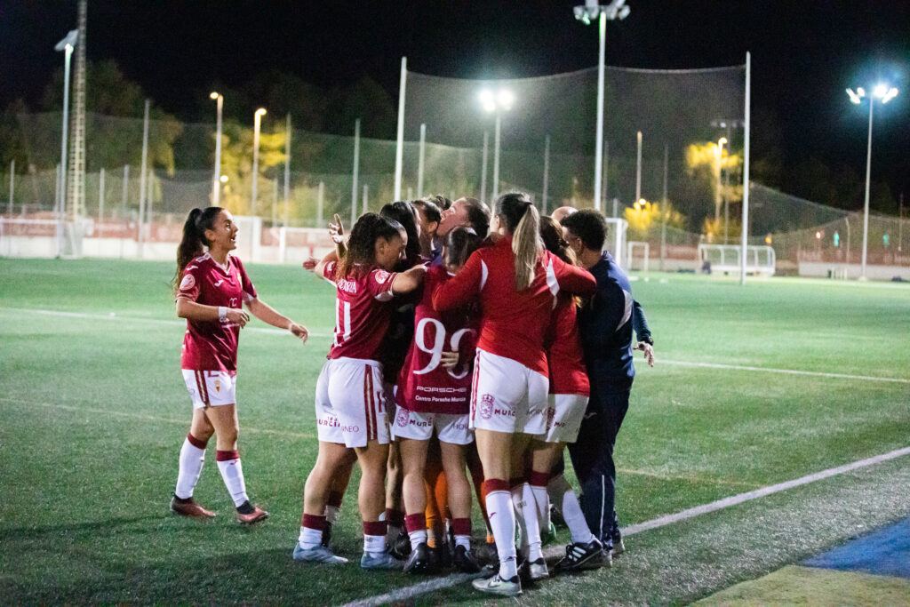 El Real Murcia Femenino se enfrenta al Unión Molinense en la lucha por el liderato