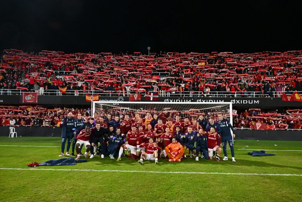 El Real Murcia conquista el Cartagonova arropado por más de 2.500 murcianistas