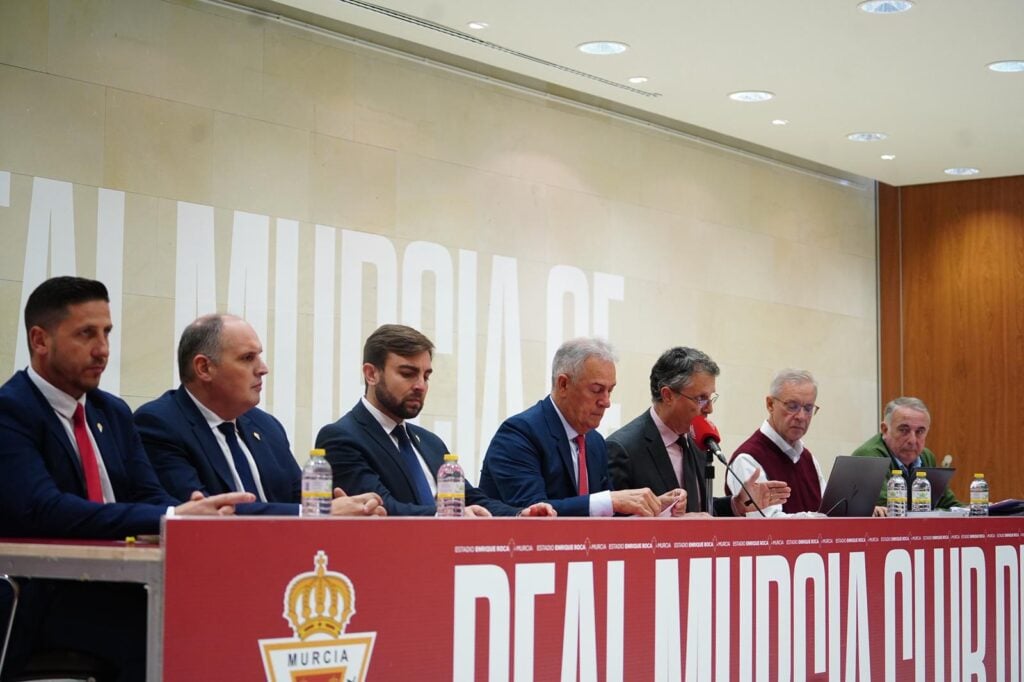 Celebrada la Junta General Extraordinaria del Real Murcia C.F.
