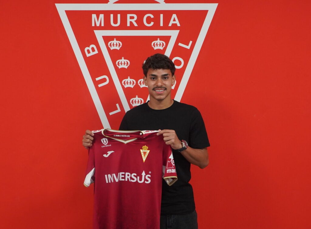 Gabriel Marcon se incorpora a la estructura juvenil del club dentro del programa de formación internacional