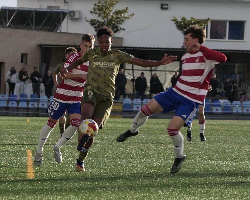 El Juvenil DH Promises dice adiós a la Copa del Rey con honor tras caer en penaltis ante el Granada