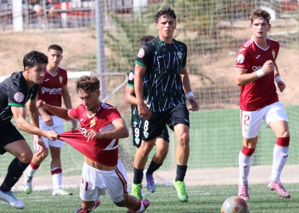 El Juvenil DH Real Murcia visita al Elche este sábado en busca de una victoria balsámica