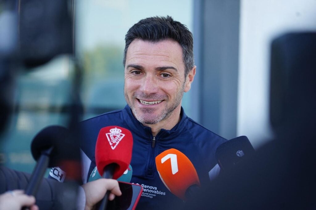 Colunga: “Tenemos una plantilla más completa y preparada para ir al cien por cien hasta el final”