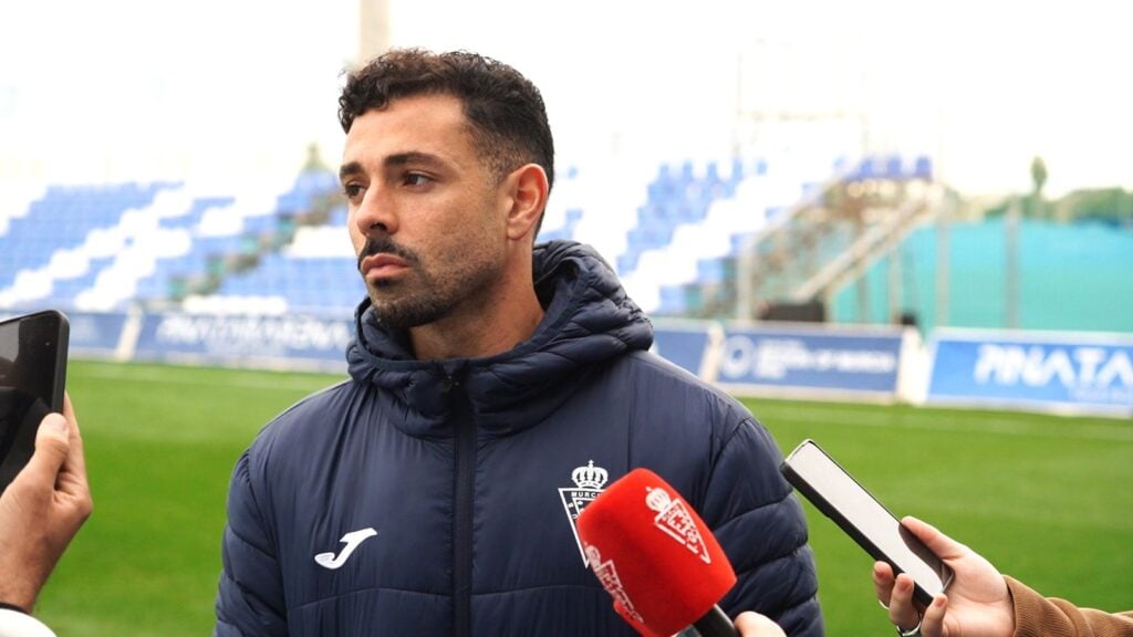 Álvaro Bustos: “El equipo ha cogido buenas sensaciones hoy y estamos preparados para el Marbella”