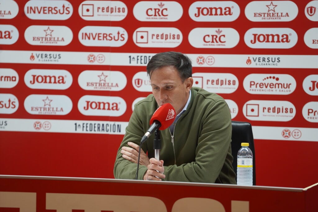 La comisión deportiva hace balance del mercado de invierno: “Hemos buscado perfiles que complementaran la plantilla de verano y dieran el máximo de argumentos posibles al cuerpo técnico”