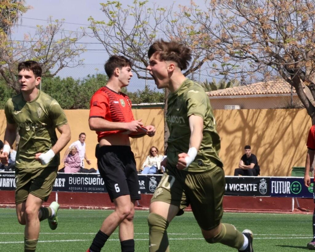 El Juvenil DH Real Murcia vence al Jové Español y ya acaricia la salvación (0-2)