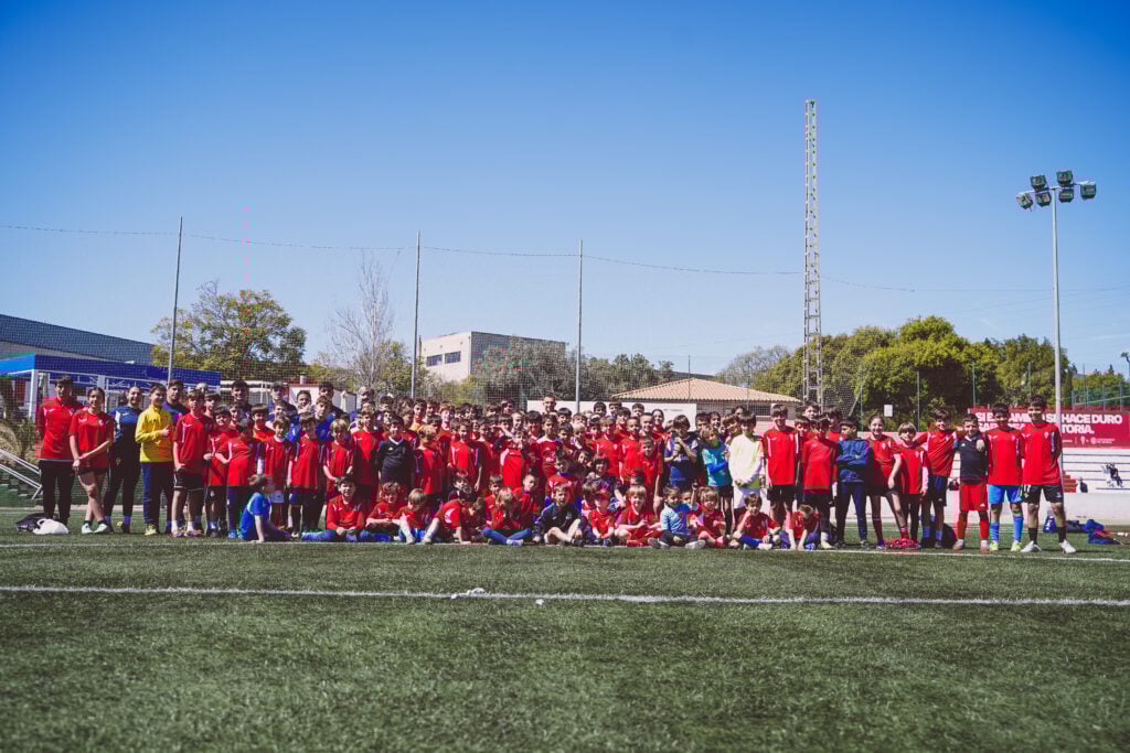 David Flakus visita el Clinic de Semana Santa del Real Murcia
