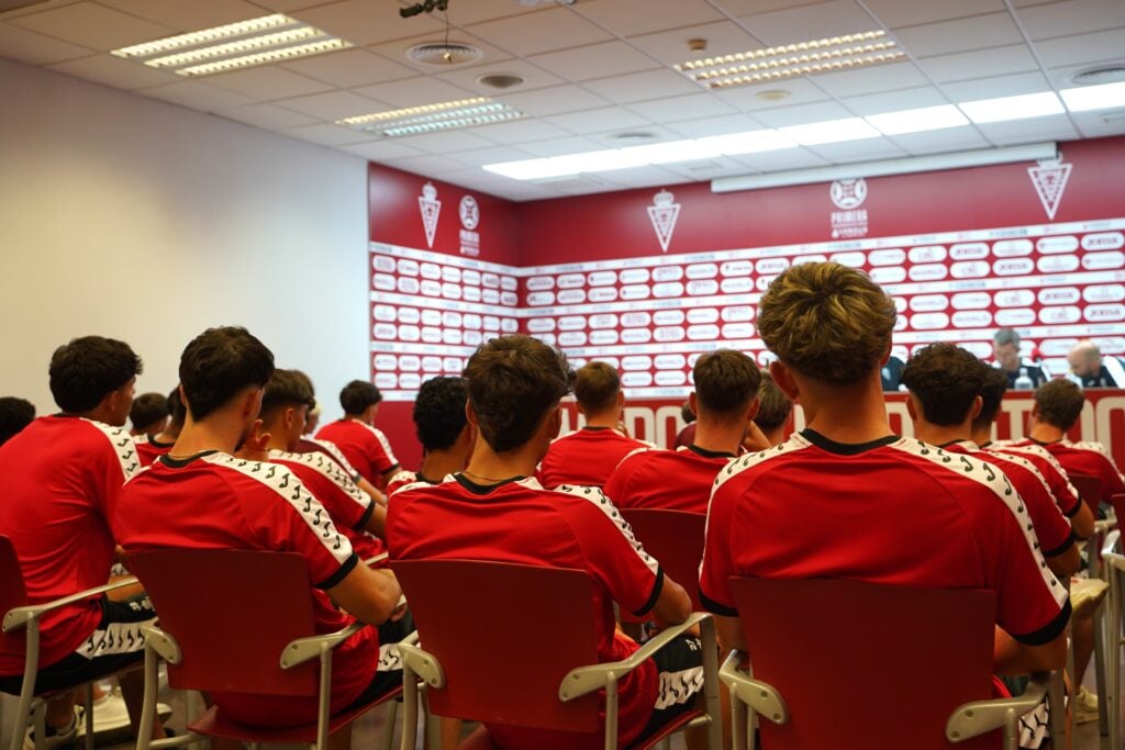 El Imperial y los juveniles de División de Honor inician la pretemporada 2026/27