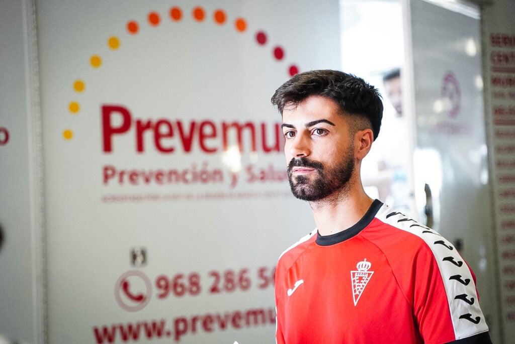 La primera plantilla completa una nueva jornada de reconocimientos médicos junto a Prevemur
