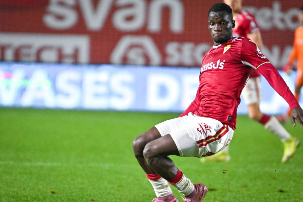 El Real Murcia acuerda con el Racing Club de Ferrol el traspaso de Sekou Djanbou