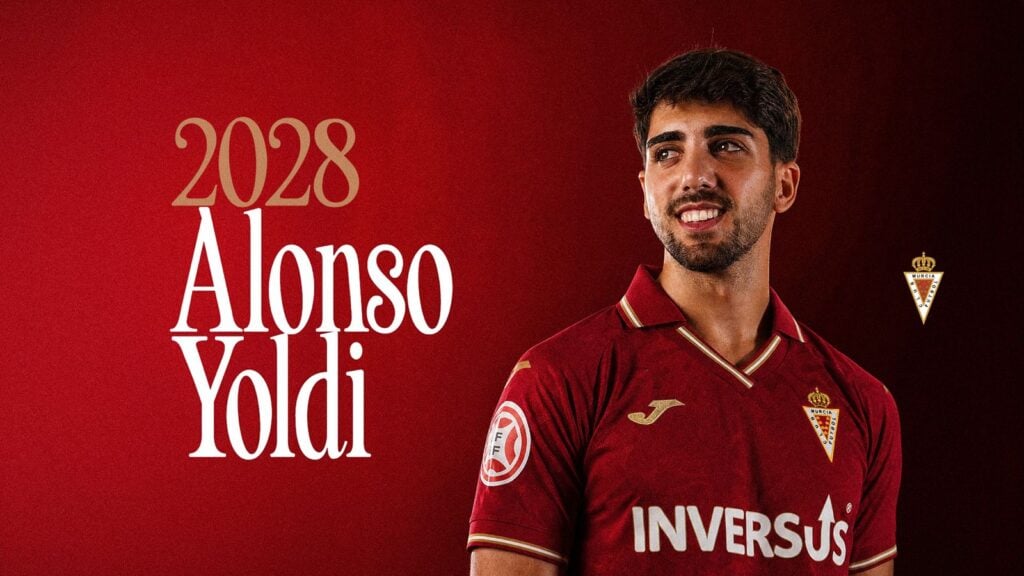 Alonso Yoldi continuará defendiendo la camiseta grana hasta 2028