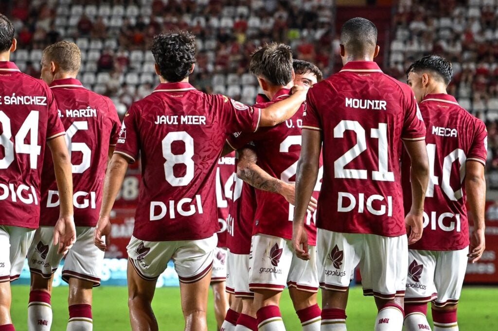 El Real Murcia comienza la 26/27 venciendo al Mazarrón en Copa Federación (2-0)