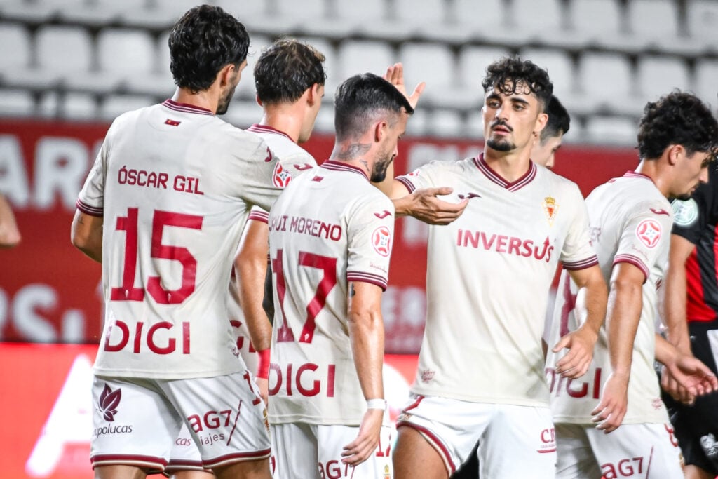 El Real Murcia gana al Cotillas y se clasifica a la fase nacional de la Copa Federación (1-2)