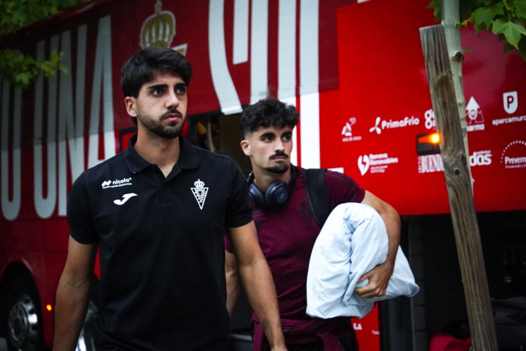 El Real Murcia ya está en Madrid para afrontar los cuartos de final de la Copa Federación
