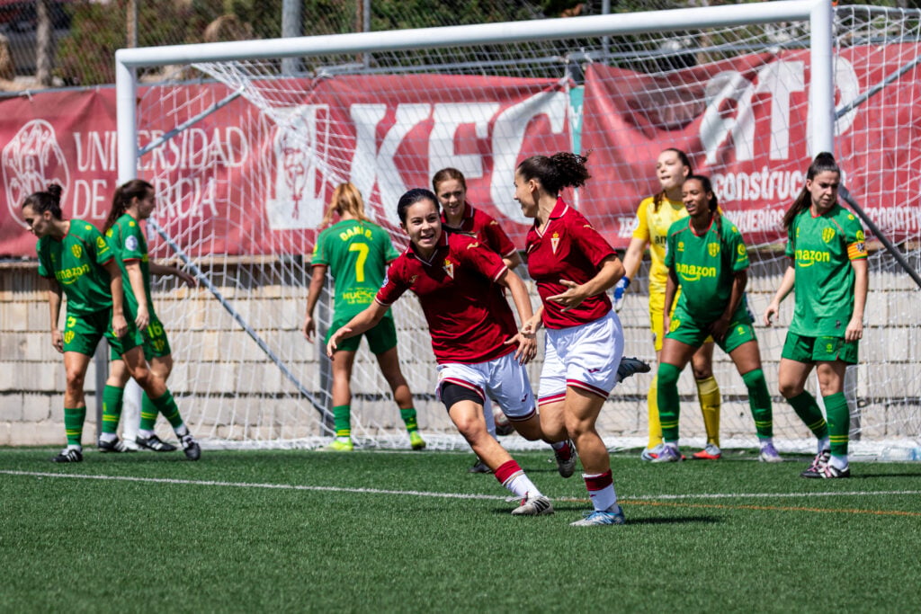 El Real Murcia Femenino busca su primer triunfo recibiendo al Barcelona C en un partidazo