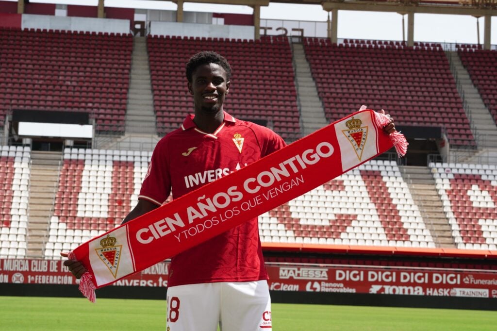 Usseyn Diao: «Vengo aquí con muchas ganas de sumar como uno más del grupo»
